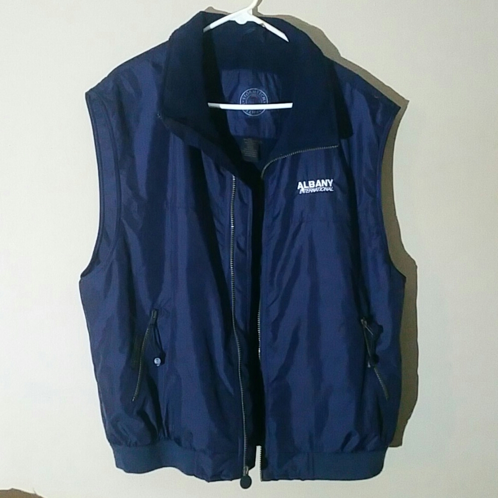 Sleeveless Jacket